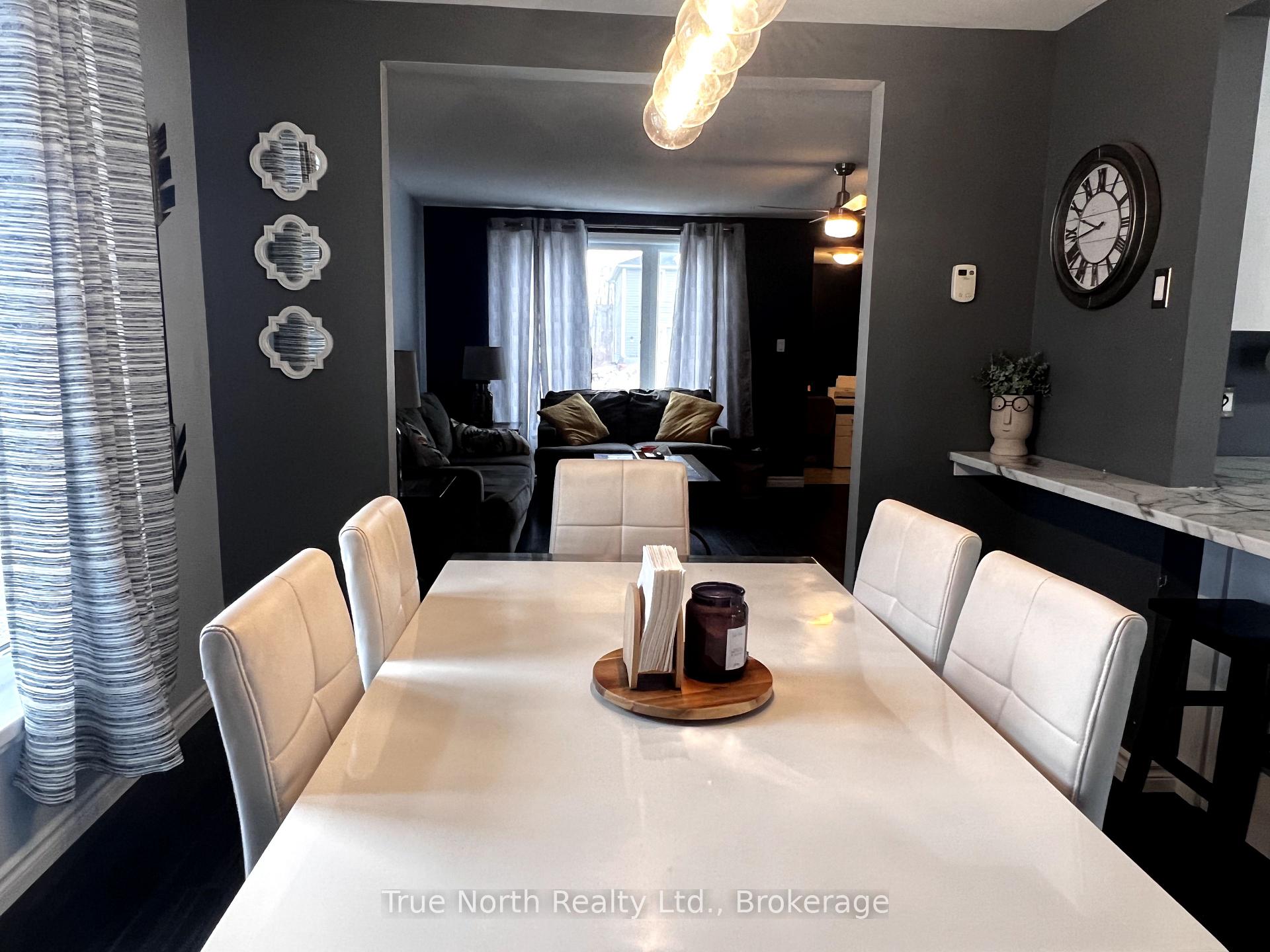 Photo 7 of 18 Victoria Street, Kapuskasing — HOMEH