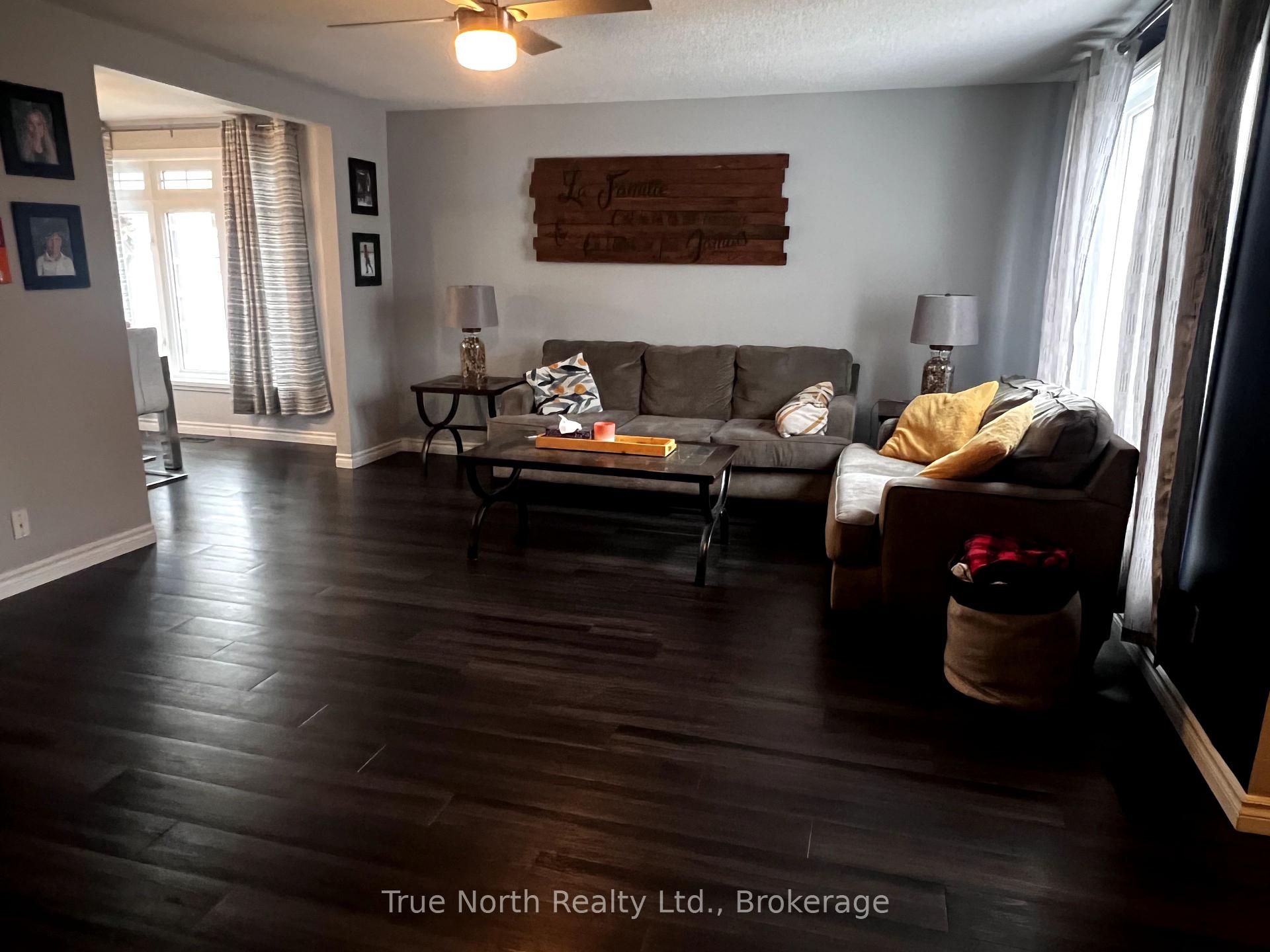 Photo 12 of 18 Victoria Street, Kapuskasing — HOMEH