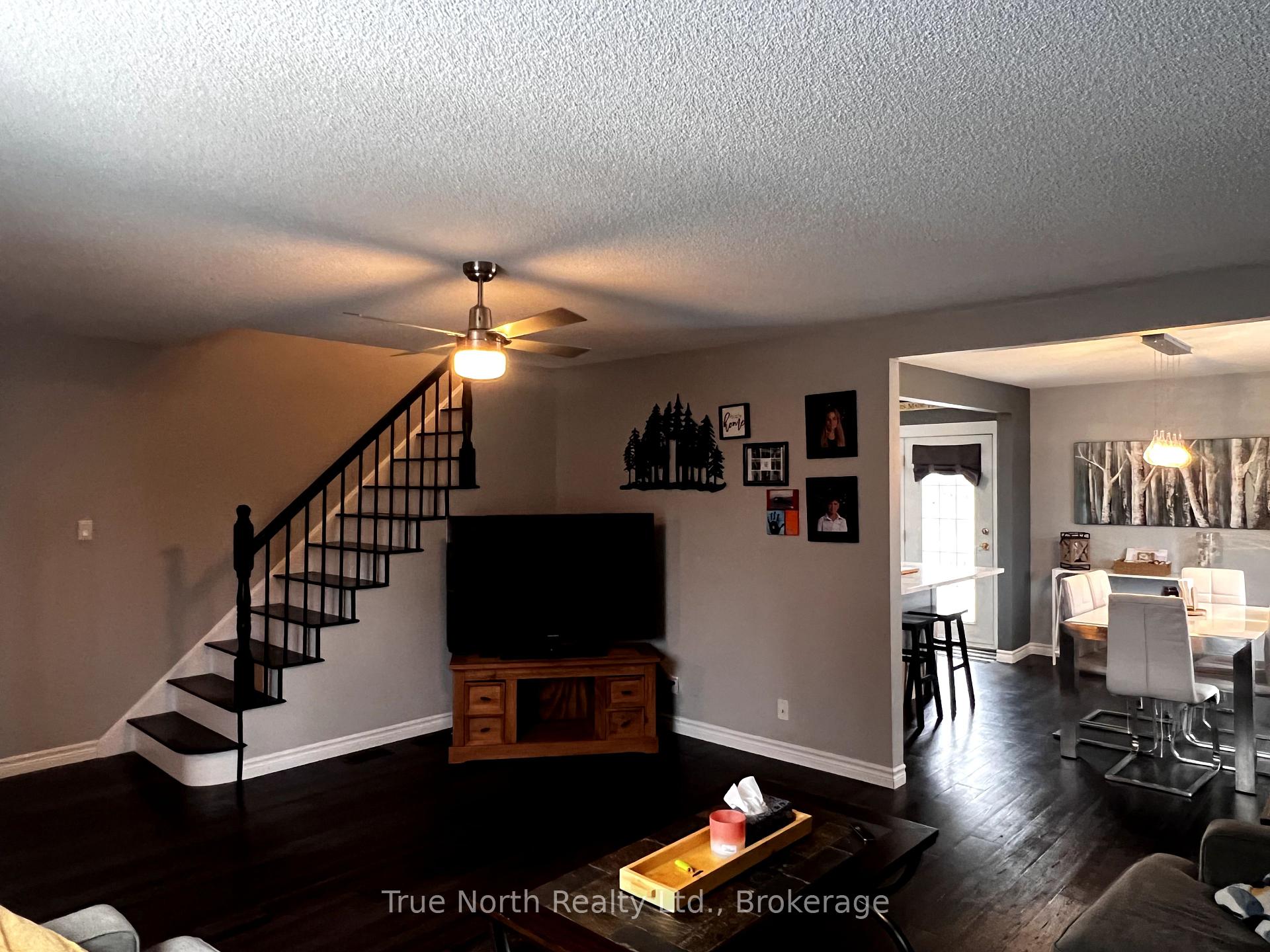 Photo 14 of 18 Victoria Street, Kapuskasing — HOMEH