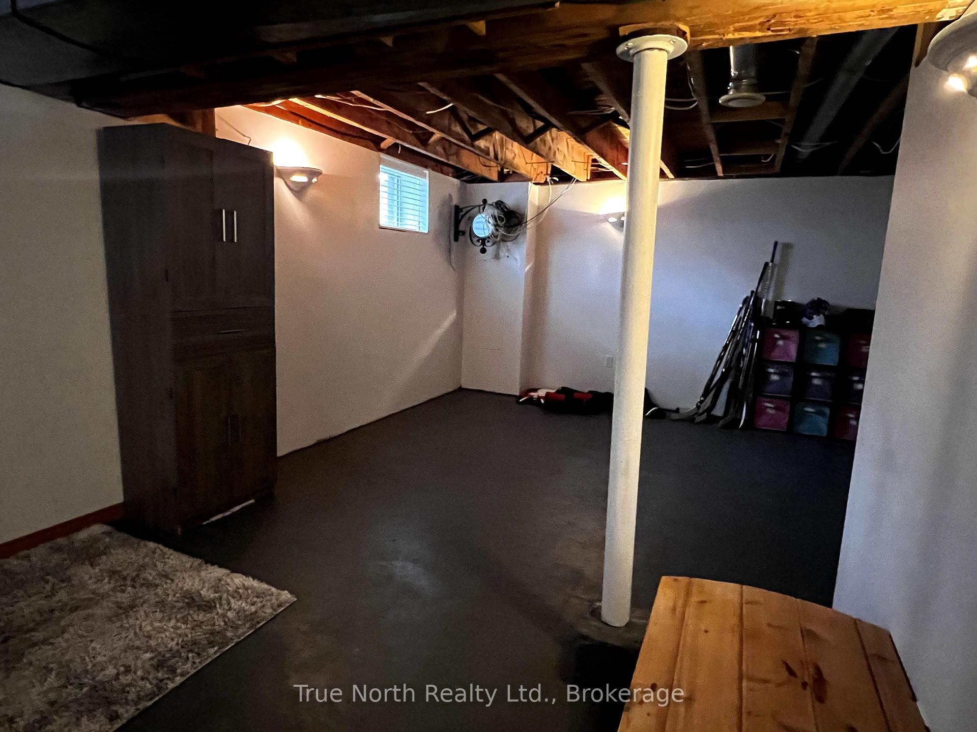 Photo 28 of 18 Victoria Street, Kapuskasing — HOMEH