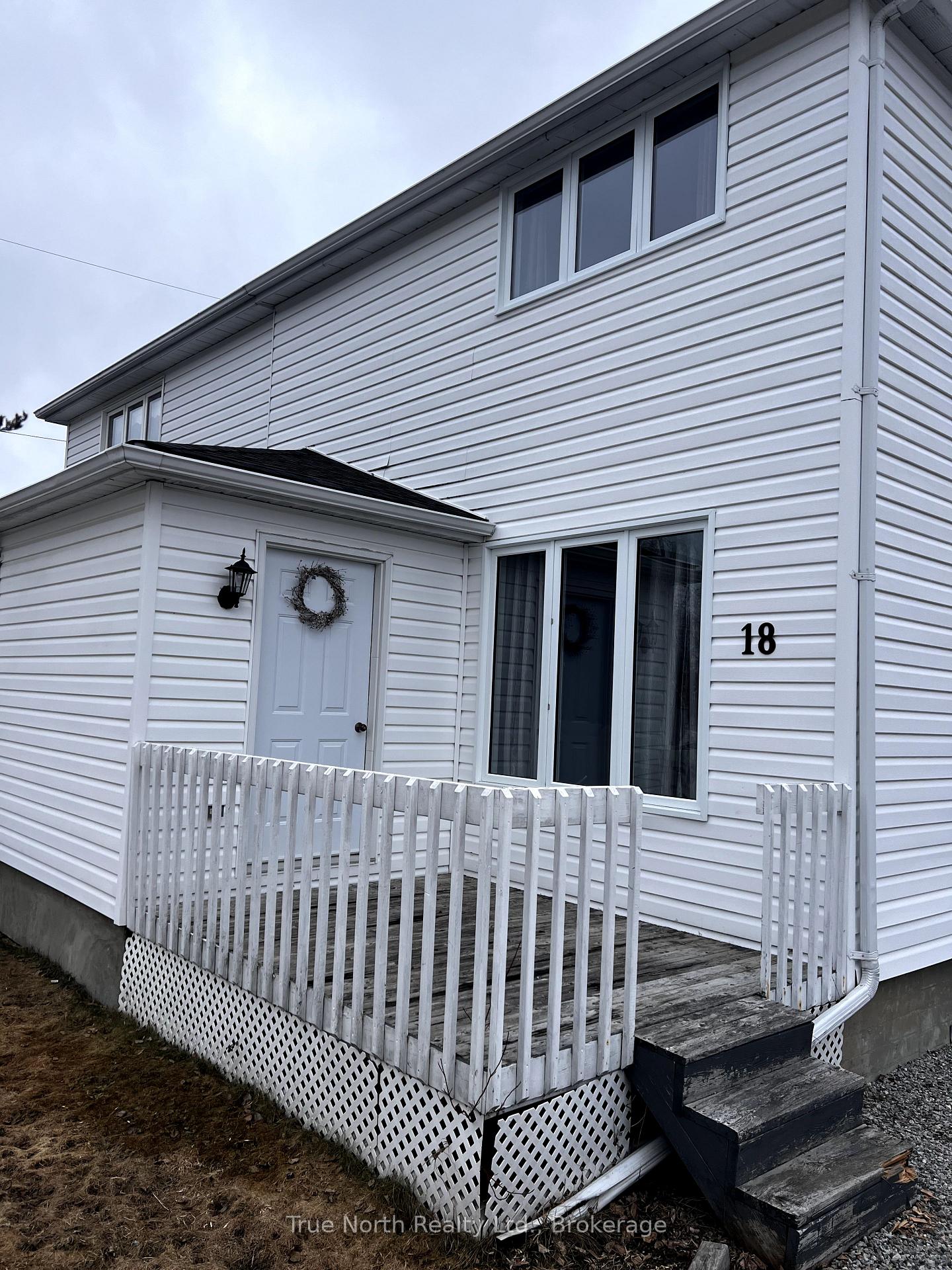 Photo 33 of 18 Victoria Street, Kapuskasing — HOMEH