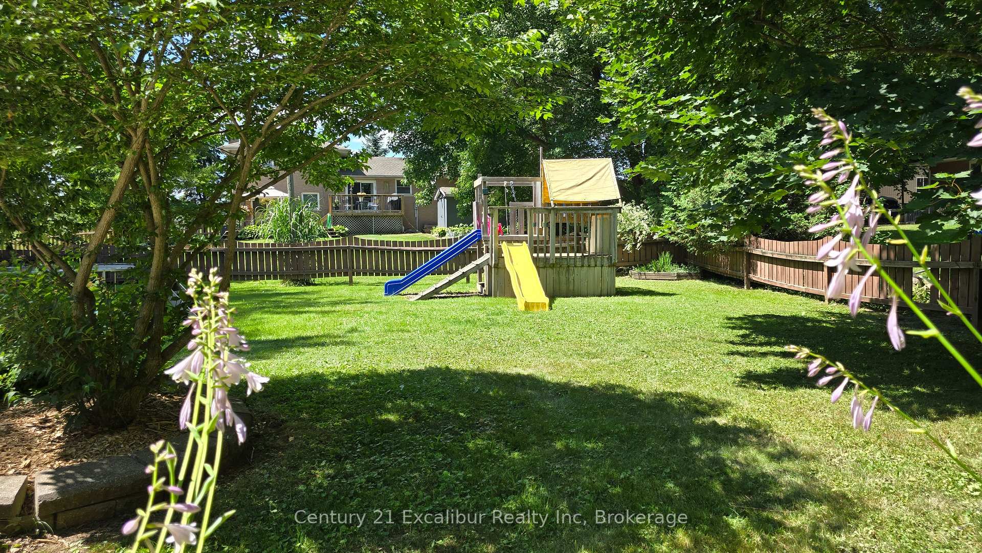 Photo 22 of 22 Rebecca Street W, Mapleton, Rural Mapleton — HOMEH