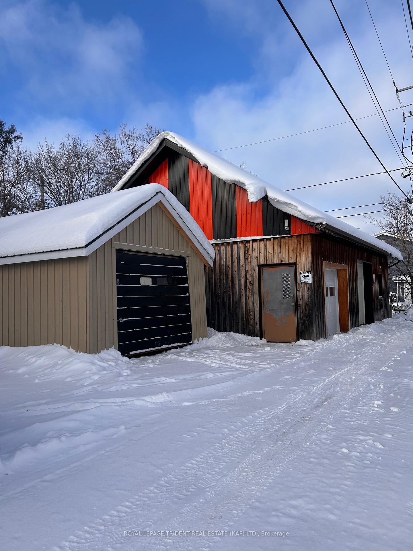 Photo 2 of 11 Cain Avenue, Kapuskasing — HOMEH