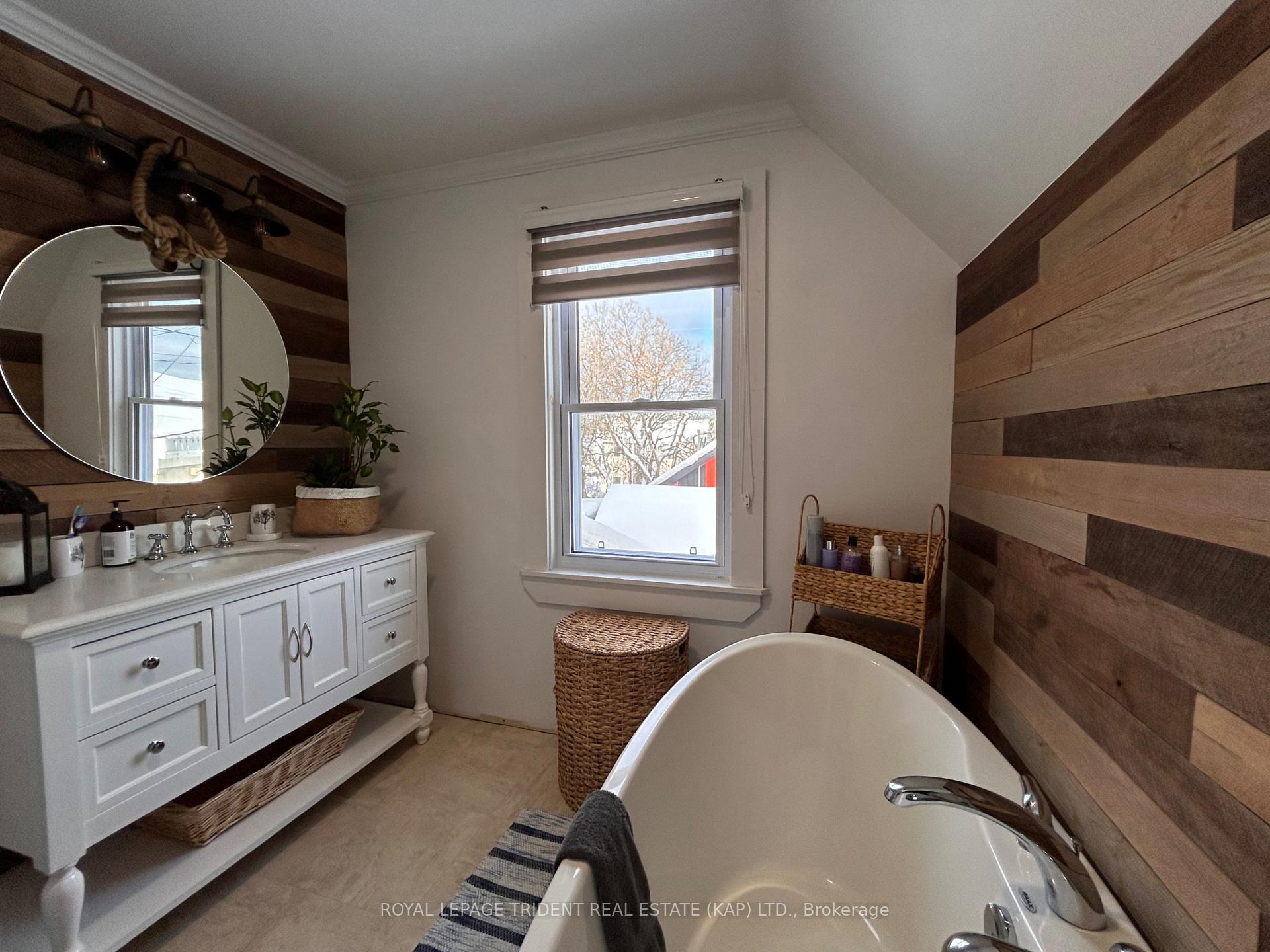Photo 23 of 11 Cain Avenue, Kapuskasing — HOMEH