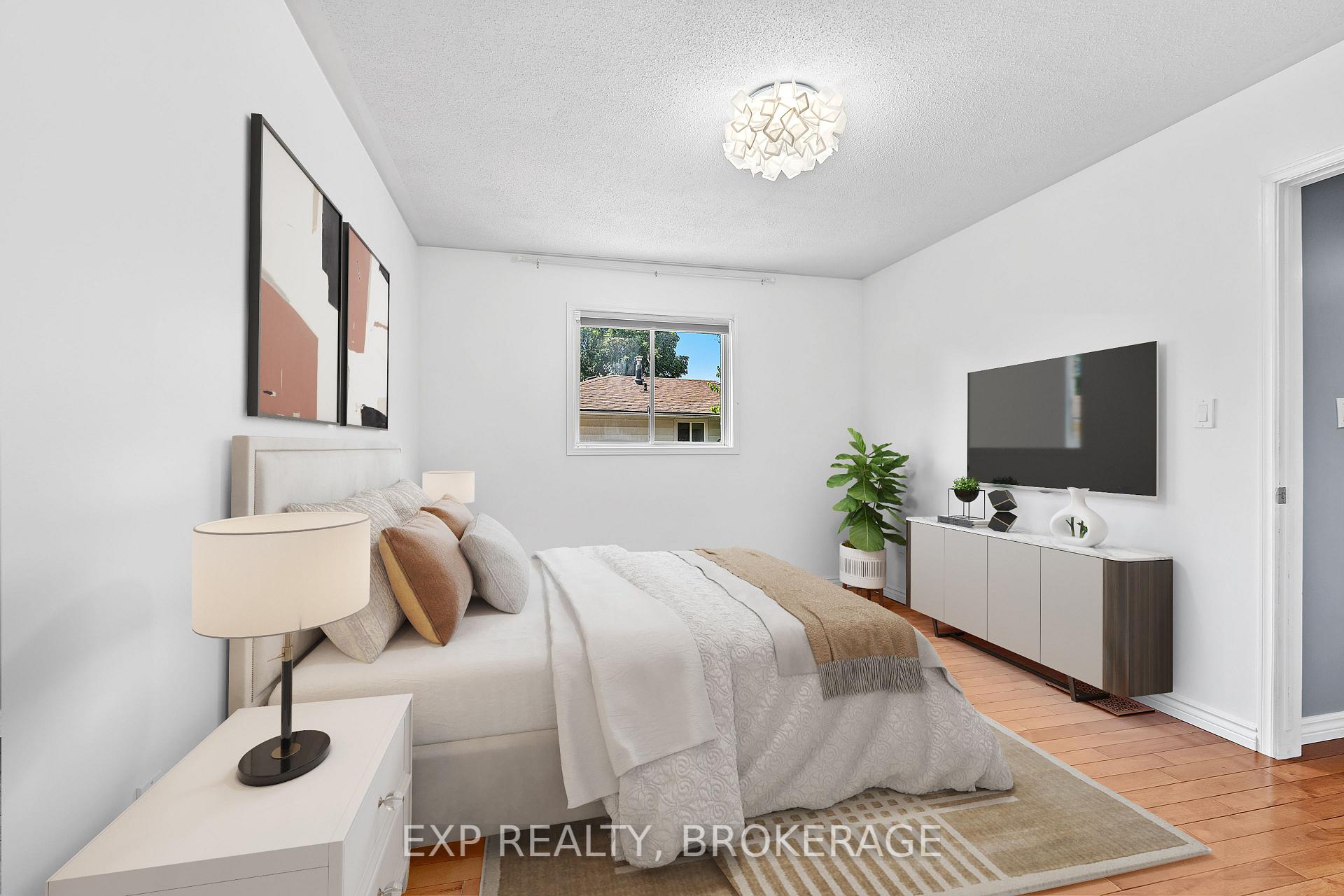Photo 17 of 926 Cresthill Street, Kingston, North of Taylor-Kidd Blvd — HOMEH