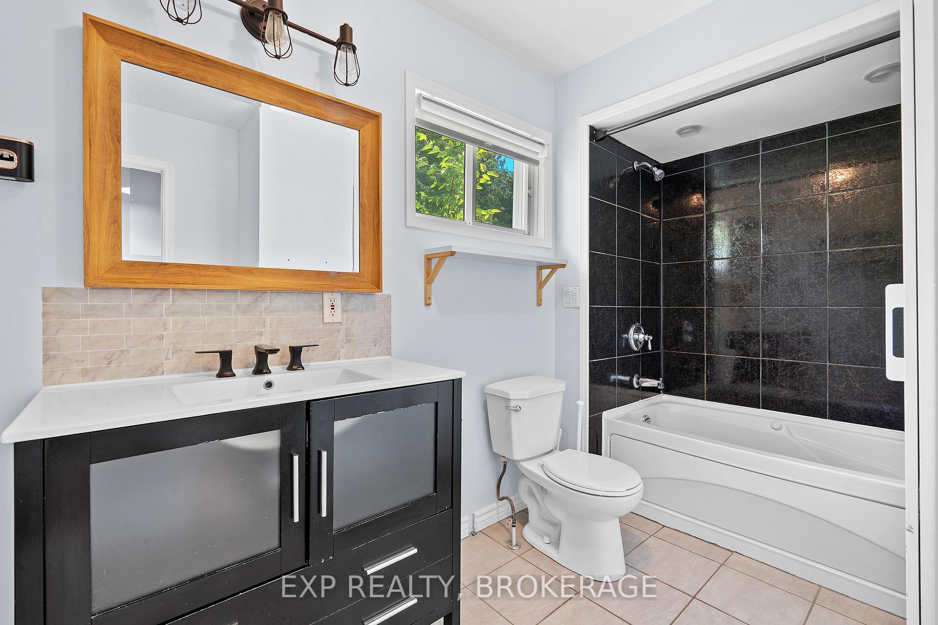 Photo 30 of 926 Cresthill Street, Kingston, North of Taylor-Kidd Blvd — HOMEH