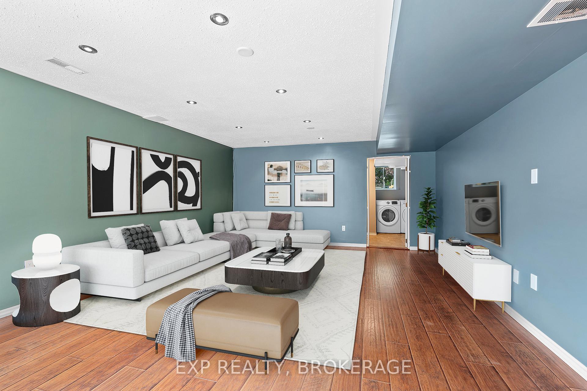 Photo 32 of 926 Cresthill Street, Kingston, North of Taylor-Kidd Blvd — HOMEH