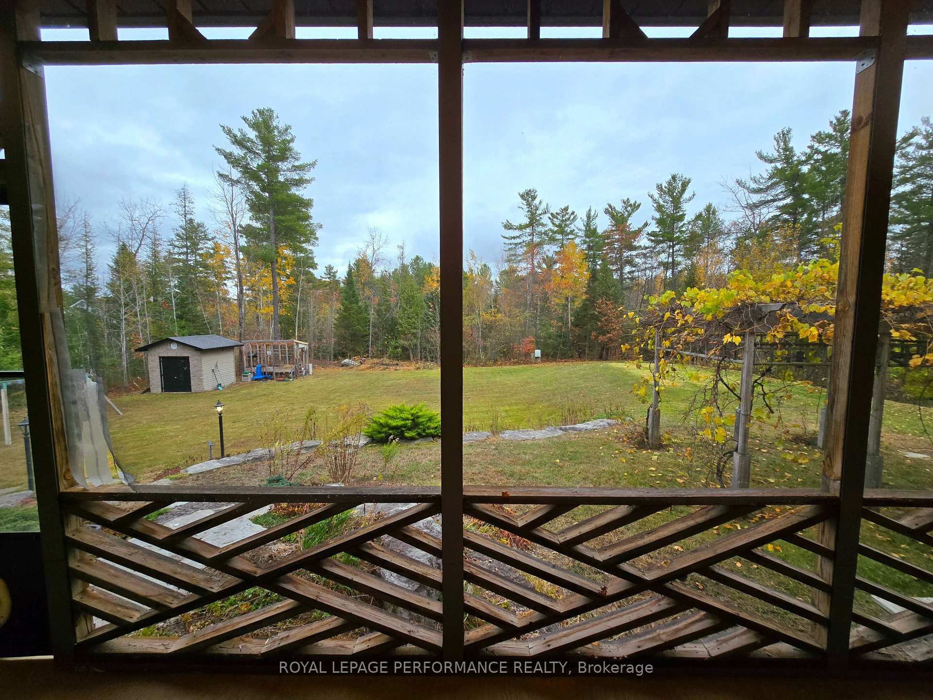 Photo 34 of 78 Eileen Street, Laurentian Valley — HOMEH