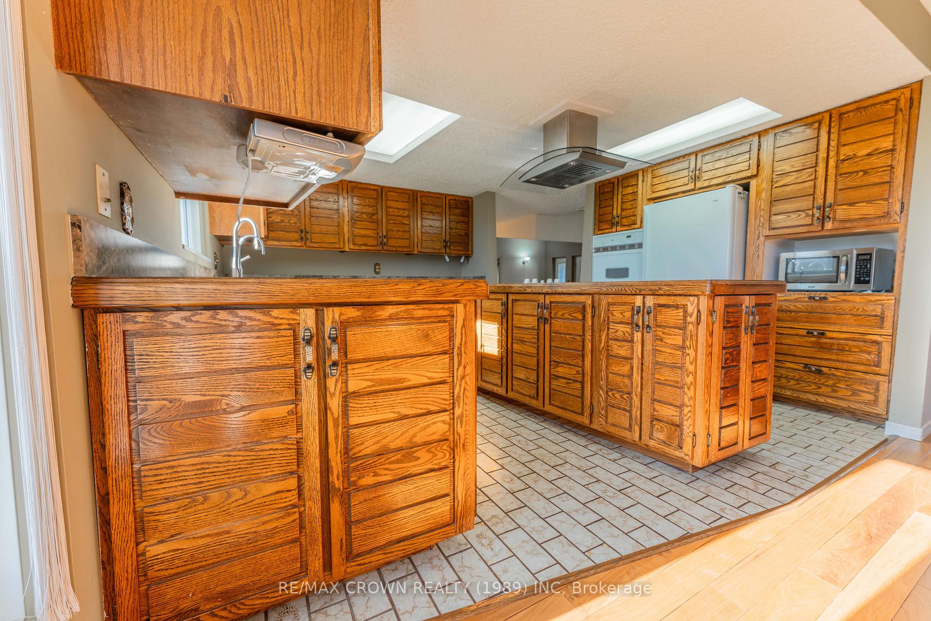 Photo 18 of 49 Hazel Street, Kapuskasing — HOMEH