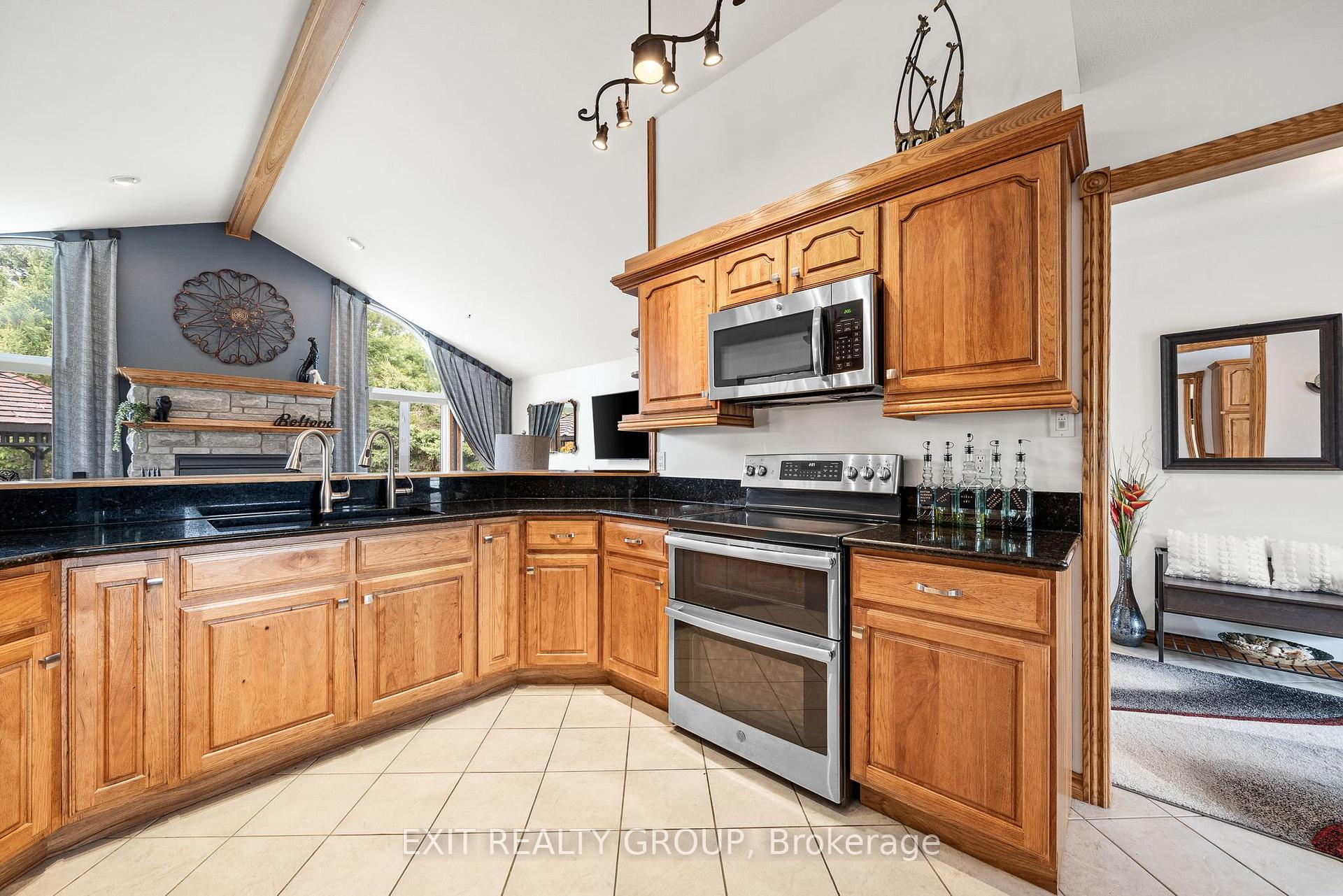 Photo 5 of 39 Woods Road, Madoc — HOMEH