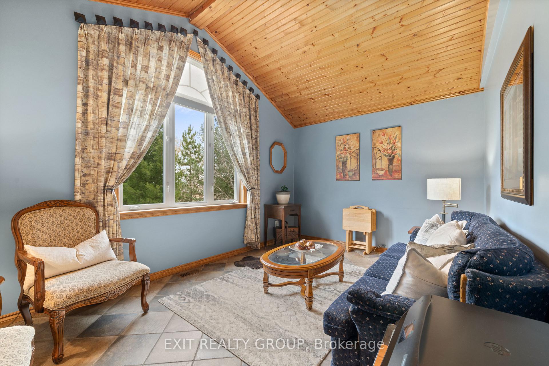 Photo 24 of 39 Woods Road, Madoc — HOMEH