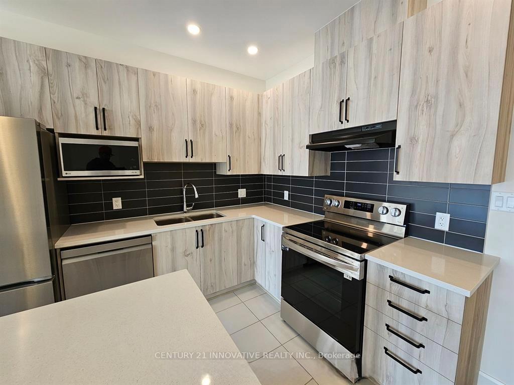 Photo 11 of 1307 Demers Avenue, Kingston, East Gardiners Rd — HOMEH