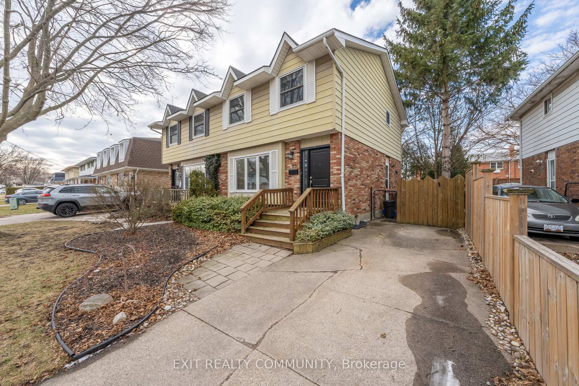 Photo 1 of 651 Roger Street, Sarnia — HOMEH