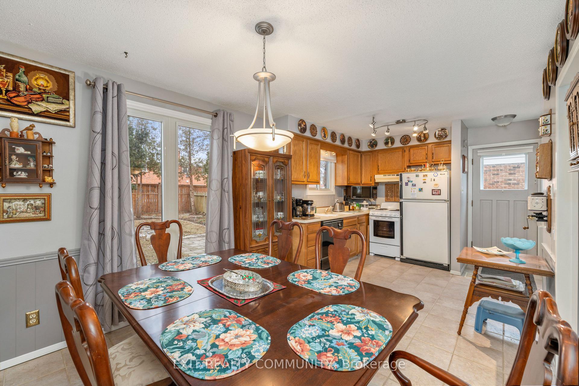 Photo 24 of 651 Roger Street, Sarnia — HOMEH