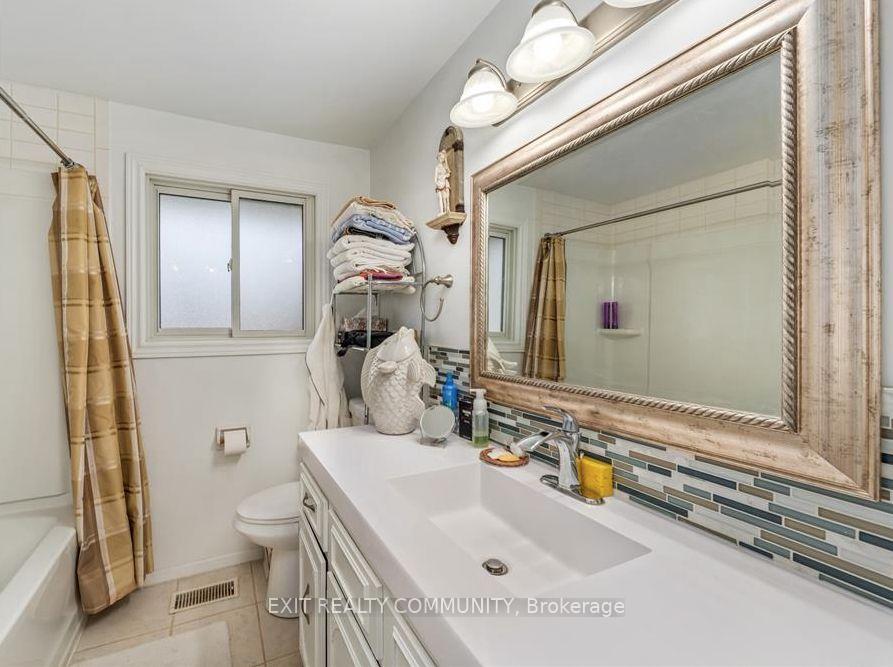 Photo 11 of 651 Roger Street, Sarnia — HOMEH