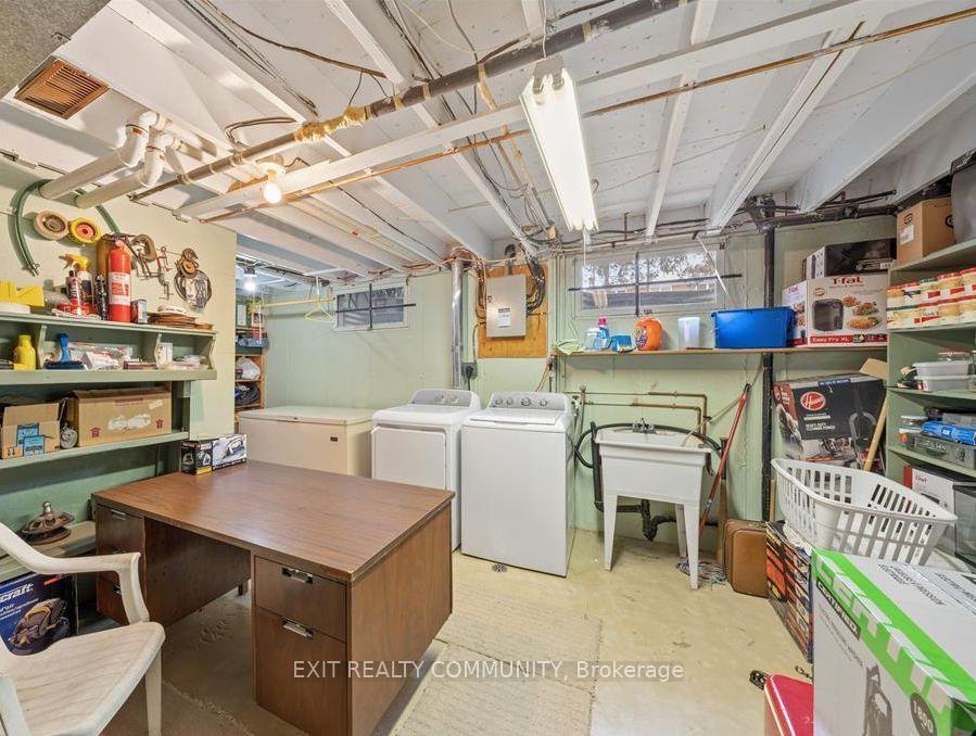 Photo 17 of 651 Roger Street, Sarnia — HOMEH
