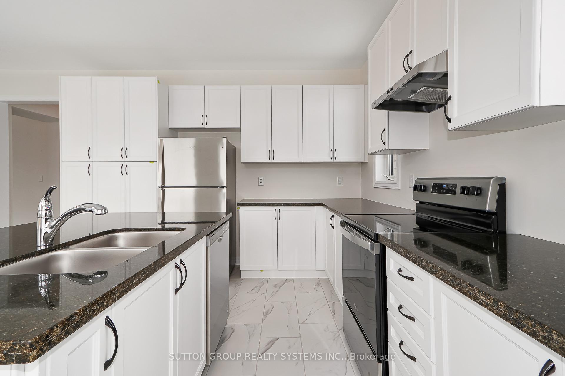 Photo 4 of 31 Nicort Road, Wasaga Beach — HOMEH