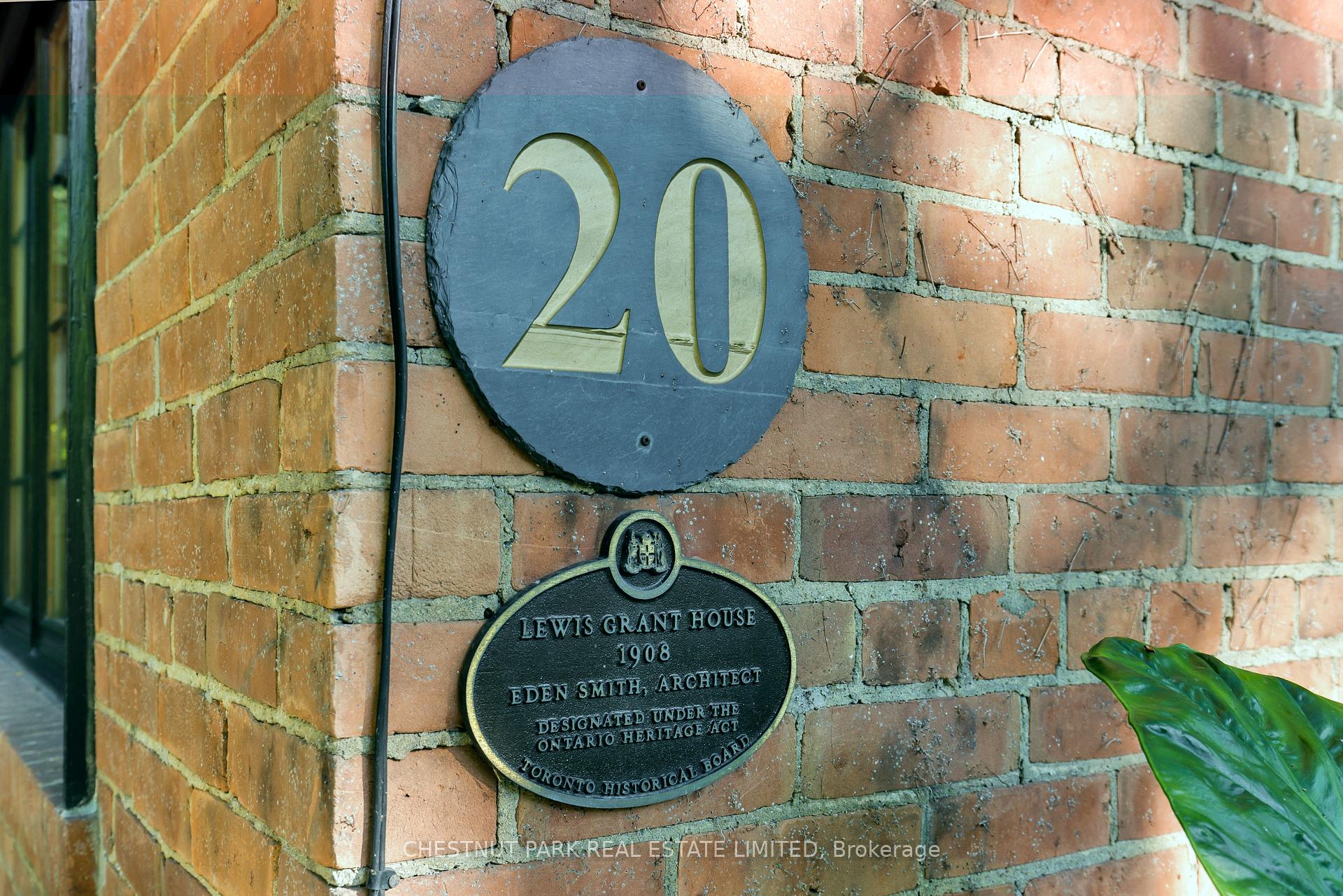 Photo 5 of 20 McKenzie Avenue, Toronto, Rosedale-Moore Park — HOMEH