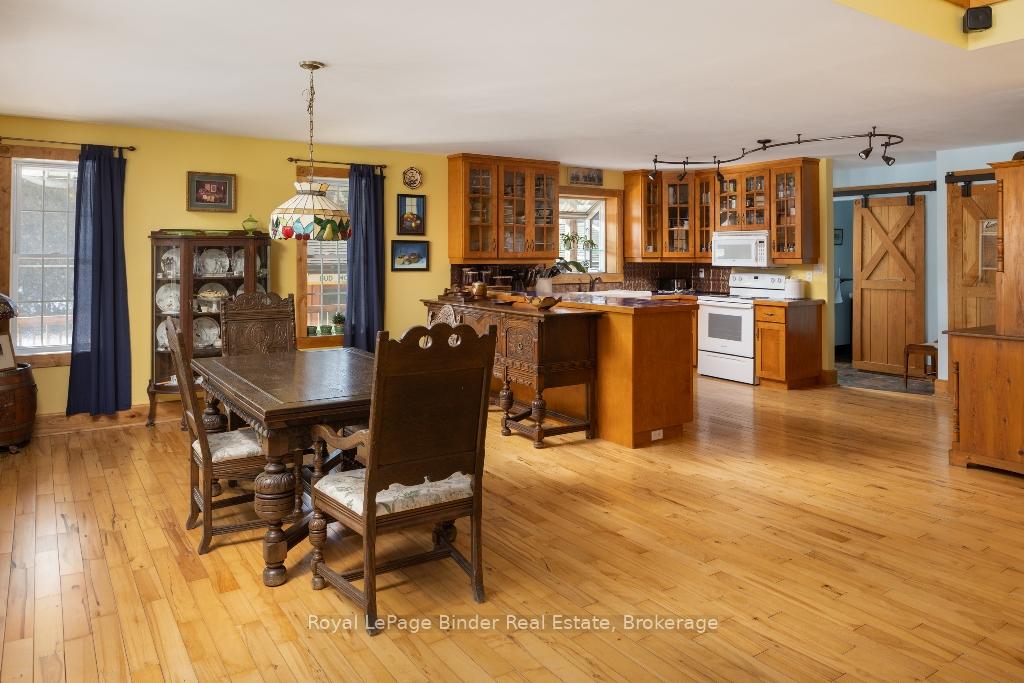 Photo 6 of 453 Elmstead Road, Lakeshore — HOMEH