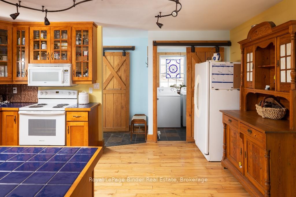 Photo 10 of 453 Elmstead Road, Lakeshore — HOMEH