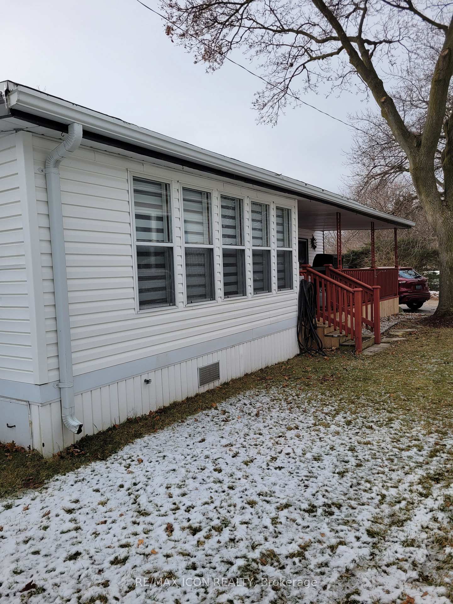 Photo 6 of Unit 13, 1940 London Line, Sarnia — HOMEH