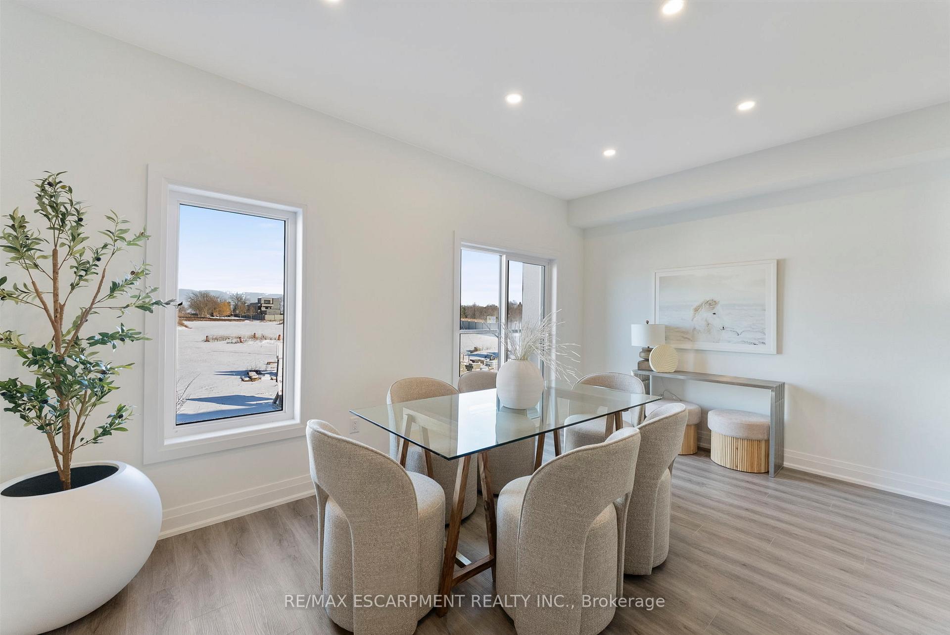 Photo 12 of 14 Clear Valley Lane, Hamilton, Mount Hope — HOMEH