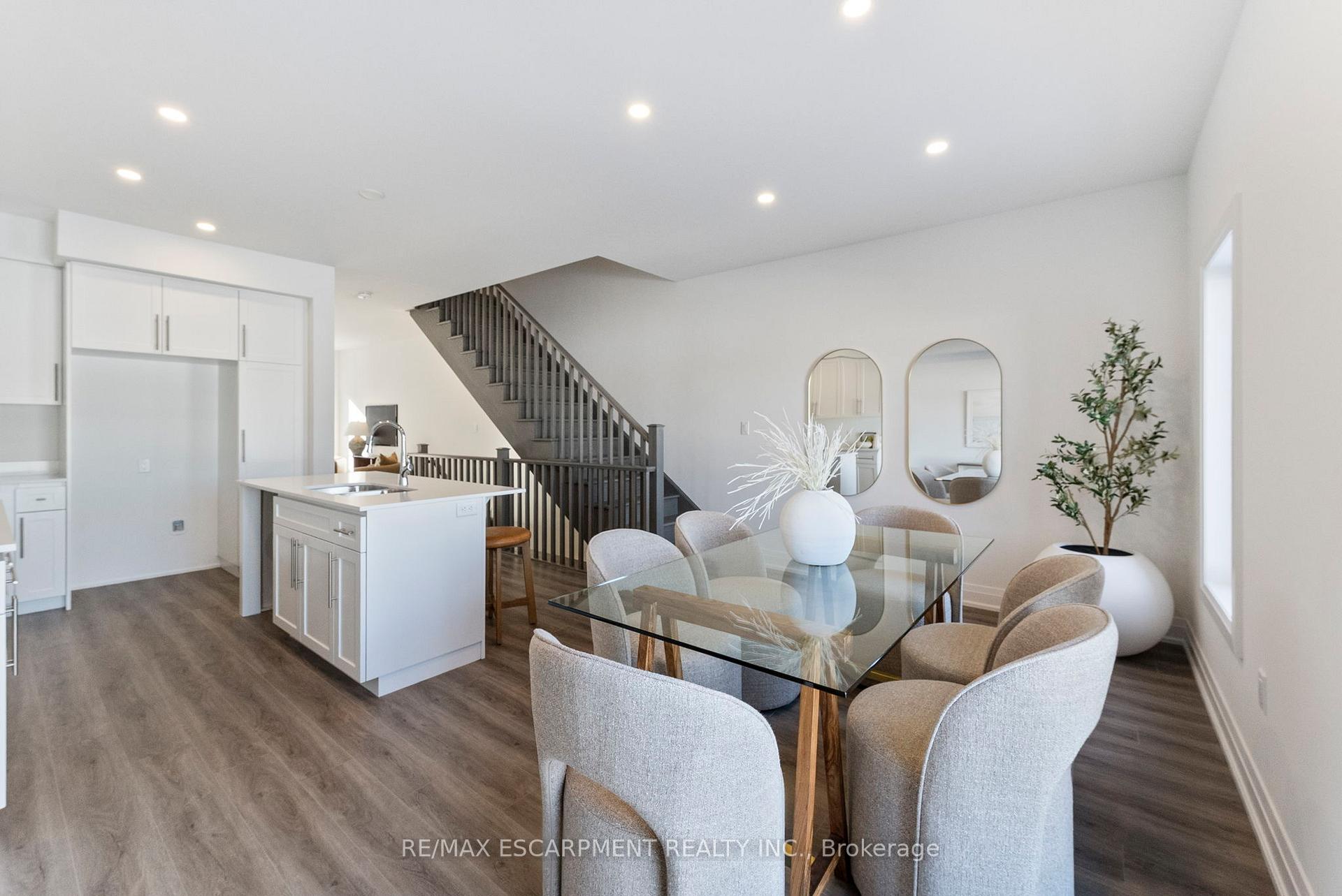 Photo 6 of 14 Clear Valley Lane, Hamilton, Mount Hope — HOMEH