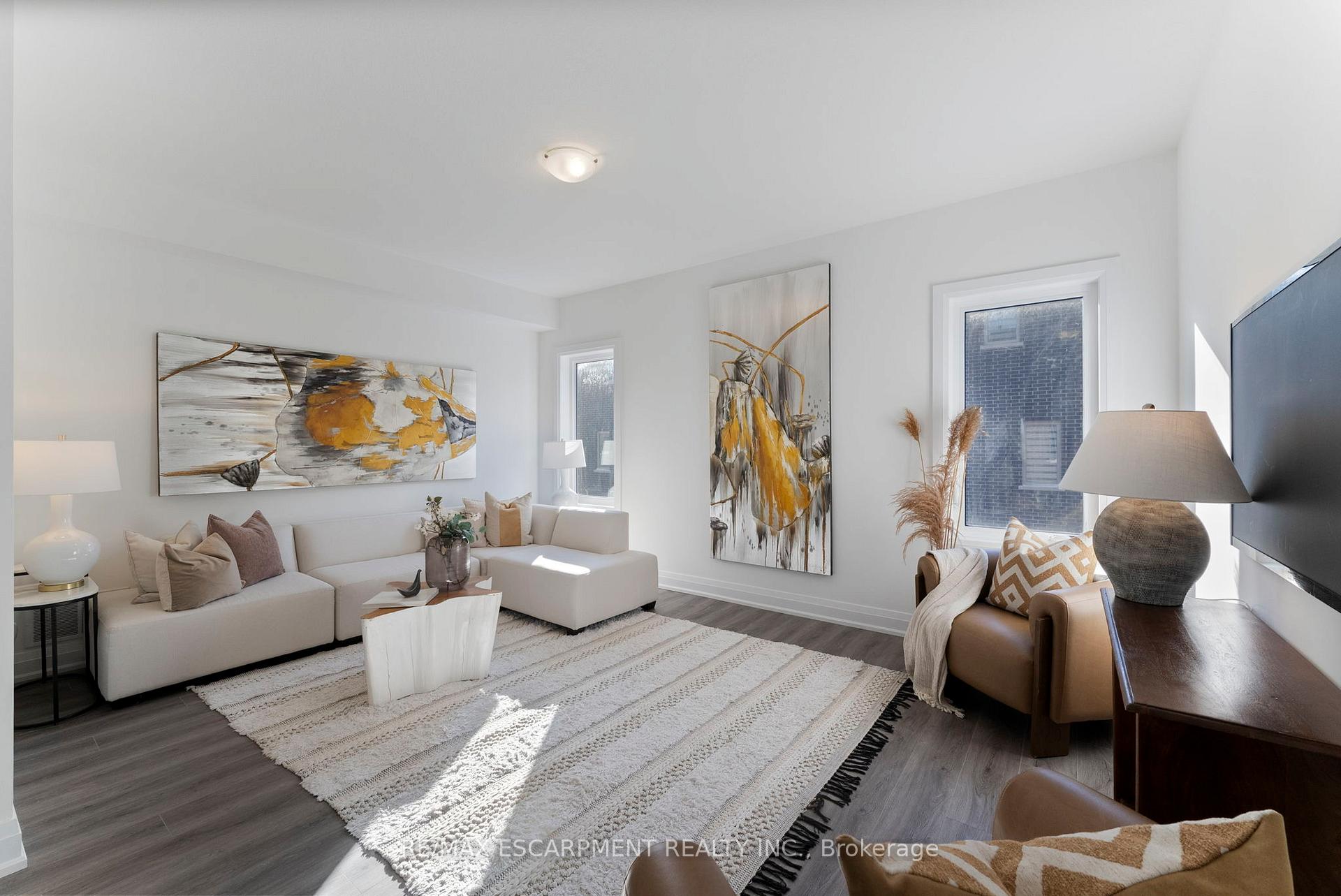 Photo 5 of 14 Clear Valley Lane, Hamilton, Mount Hope — HOMEH