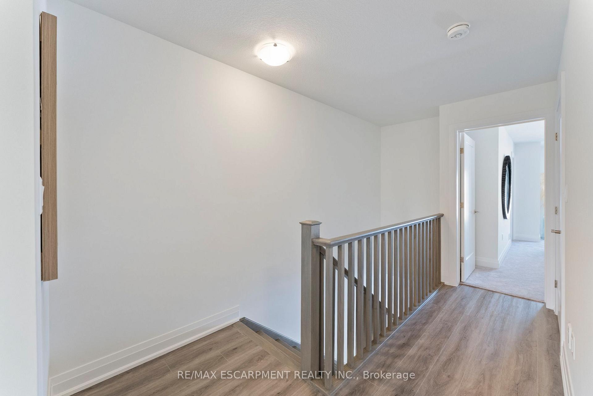 Photo 10 of 14 Clear Valley Lane, Hamilton, Mount Hope — HOMEH