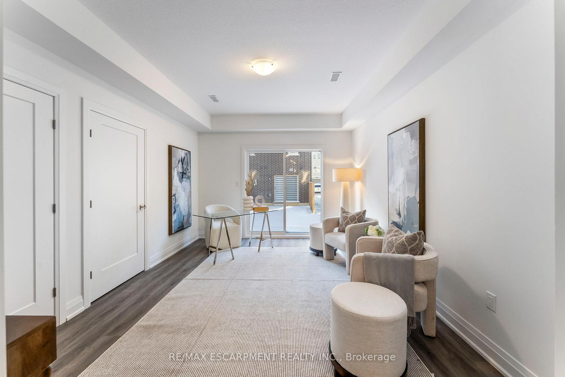 Photo 32 of 14 Clear Valley Lane, Hamilton, Mount Hope — HOMEH