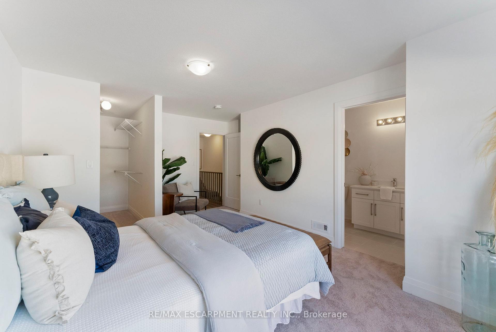 Photo 21 of 14 Clear Valley Lane, Hamilton, Mount Hope — HOMEH