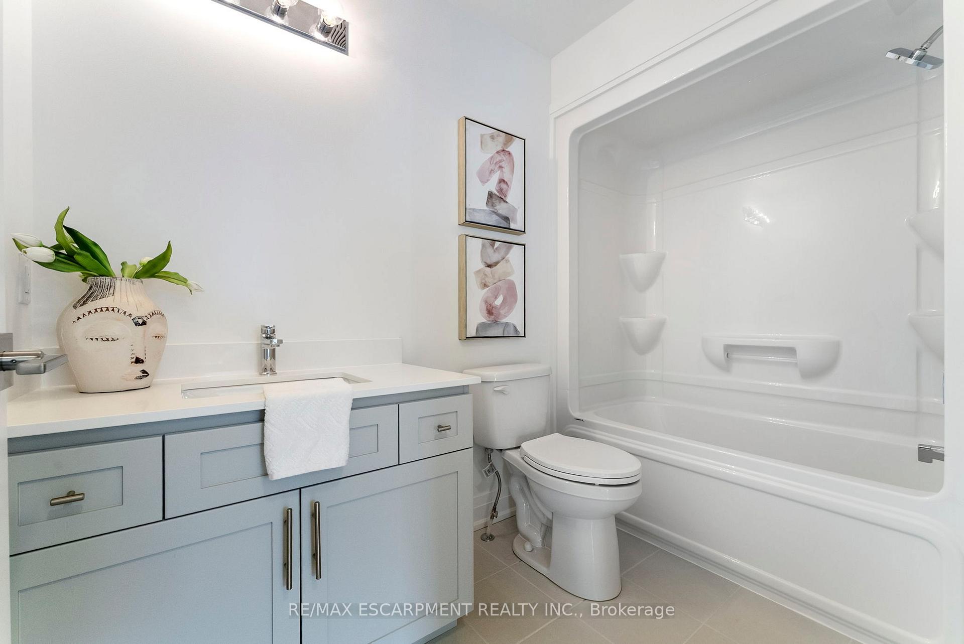 Photo 36 of 14 Clear Valley Lane, Hamilton, Mount Hope — HOMEH