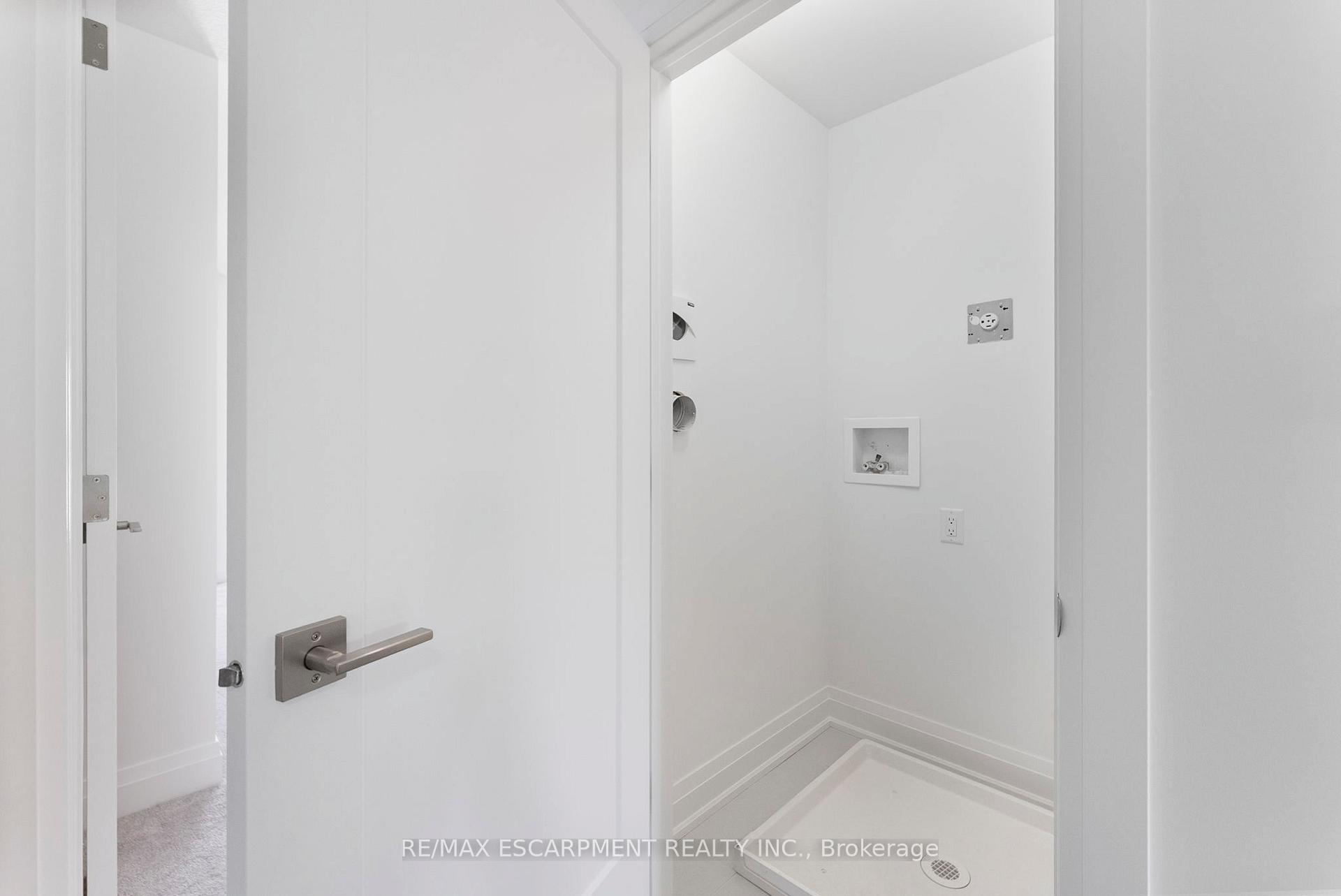 Photo 45 of 14 Clear Valley Lane, Hamilton, Mount Hope — HOMEH