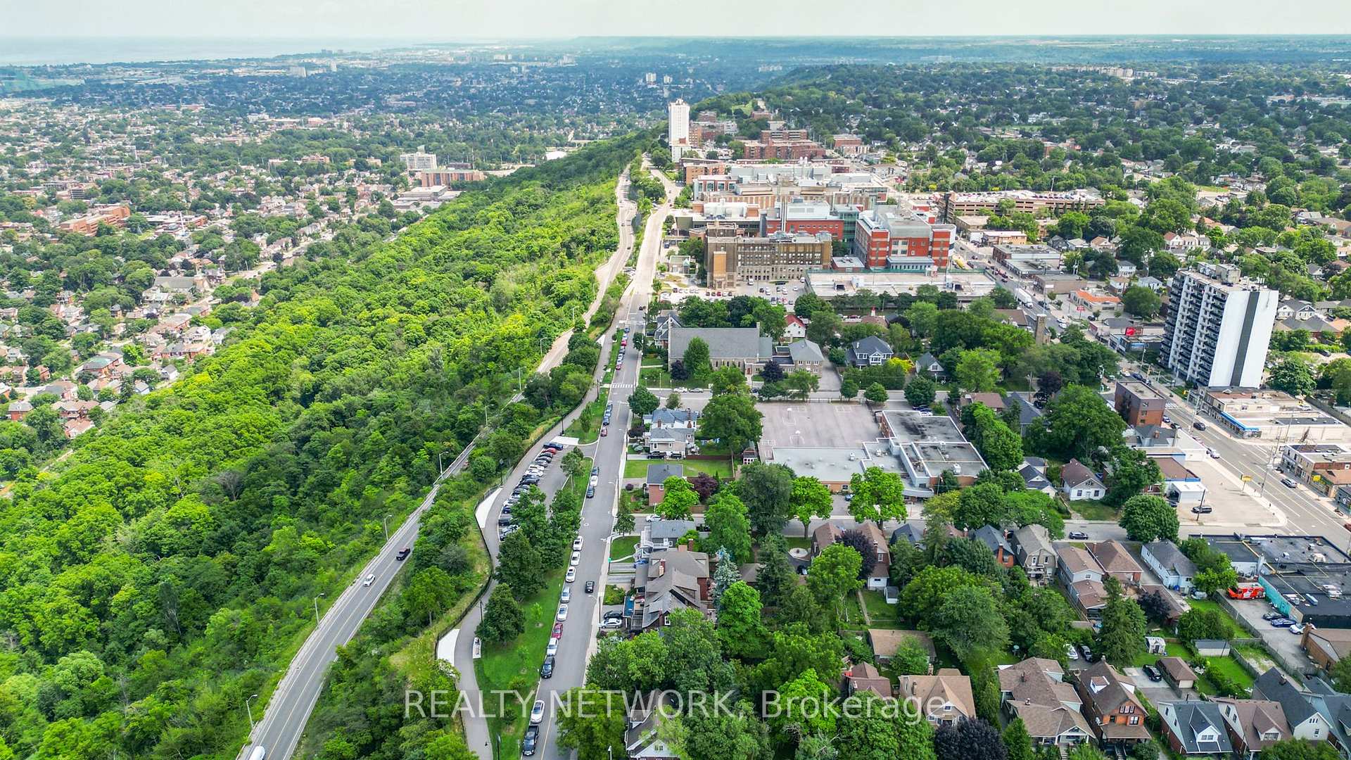 Photo 16 of 238 Mountain Park Avenue, Hamilton, Eastmount — HOMEH