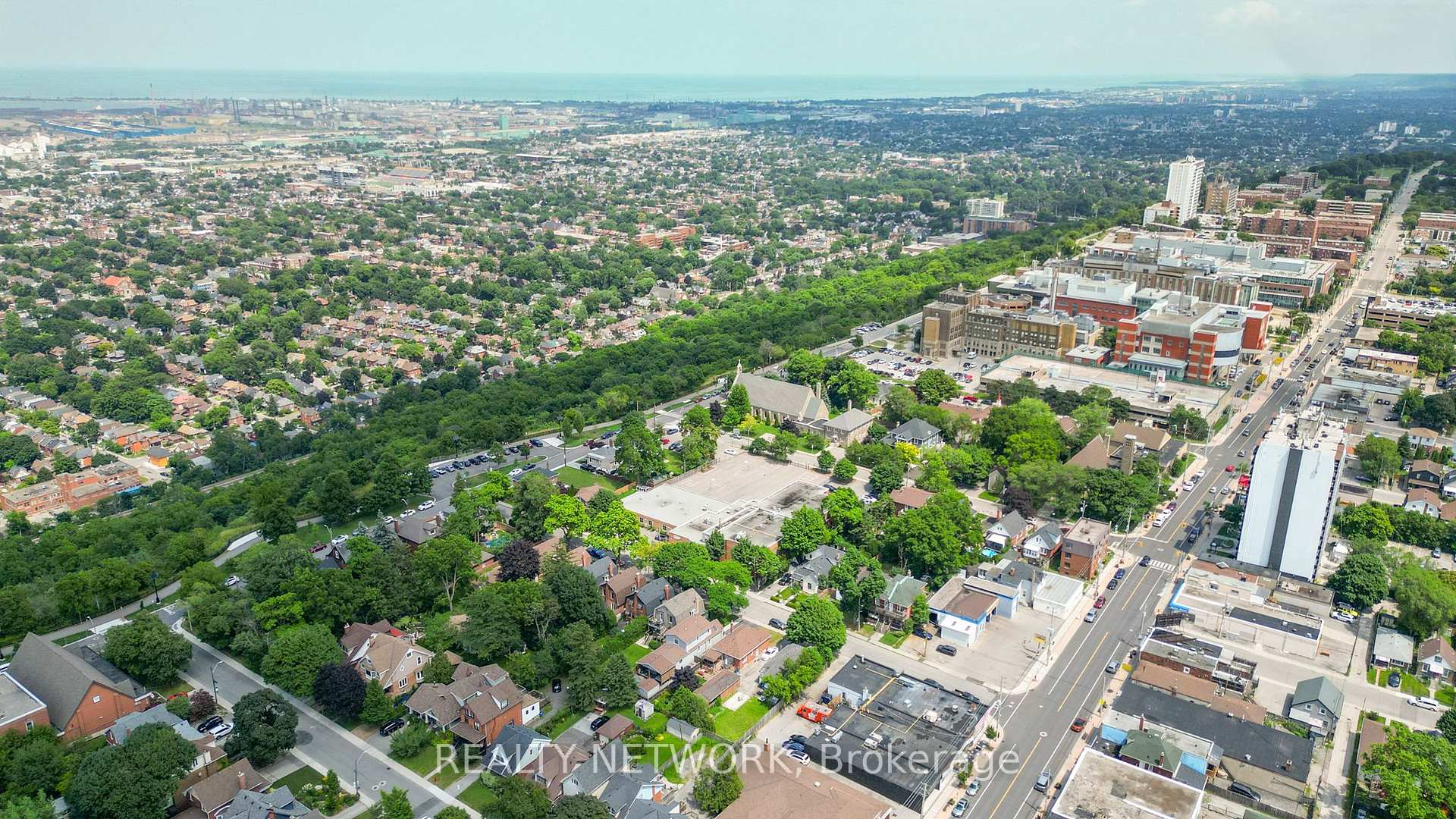 Photo 18 of 238 Mountain Park Avenue, Hamilton, Eastmount — HOMEH