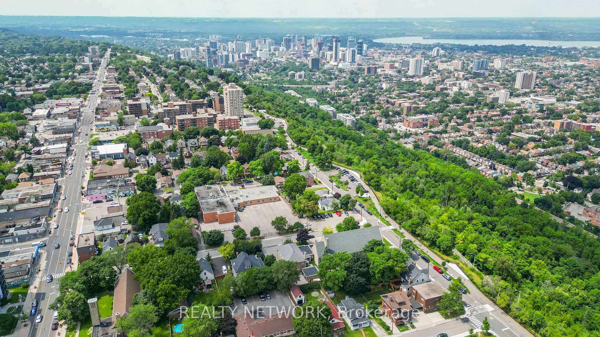 Photo 20 of 238 Mountain Park Avenue, Hamilton, Eastmount — HOMEH