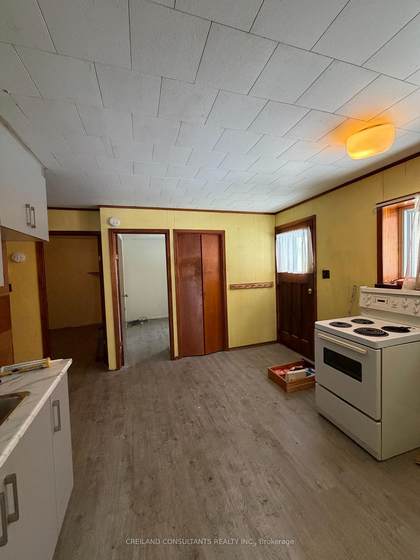 Photo 6 of 5300 Main Street, Clarington, Orono — HOMEH