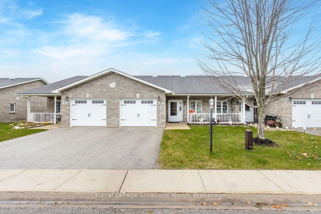 Front of 47 Clover Crescent