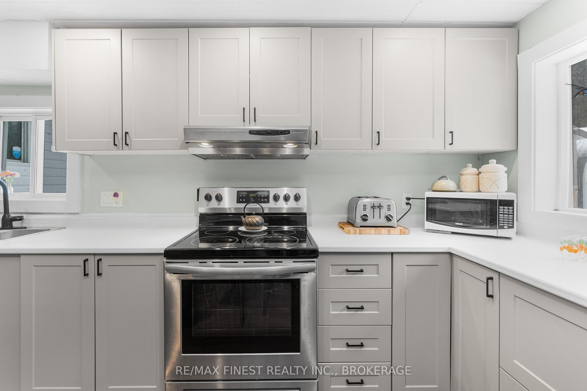 Photo 5 of 1022 Brock Road, Frontenac, Frontenac Centre — HOMEH