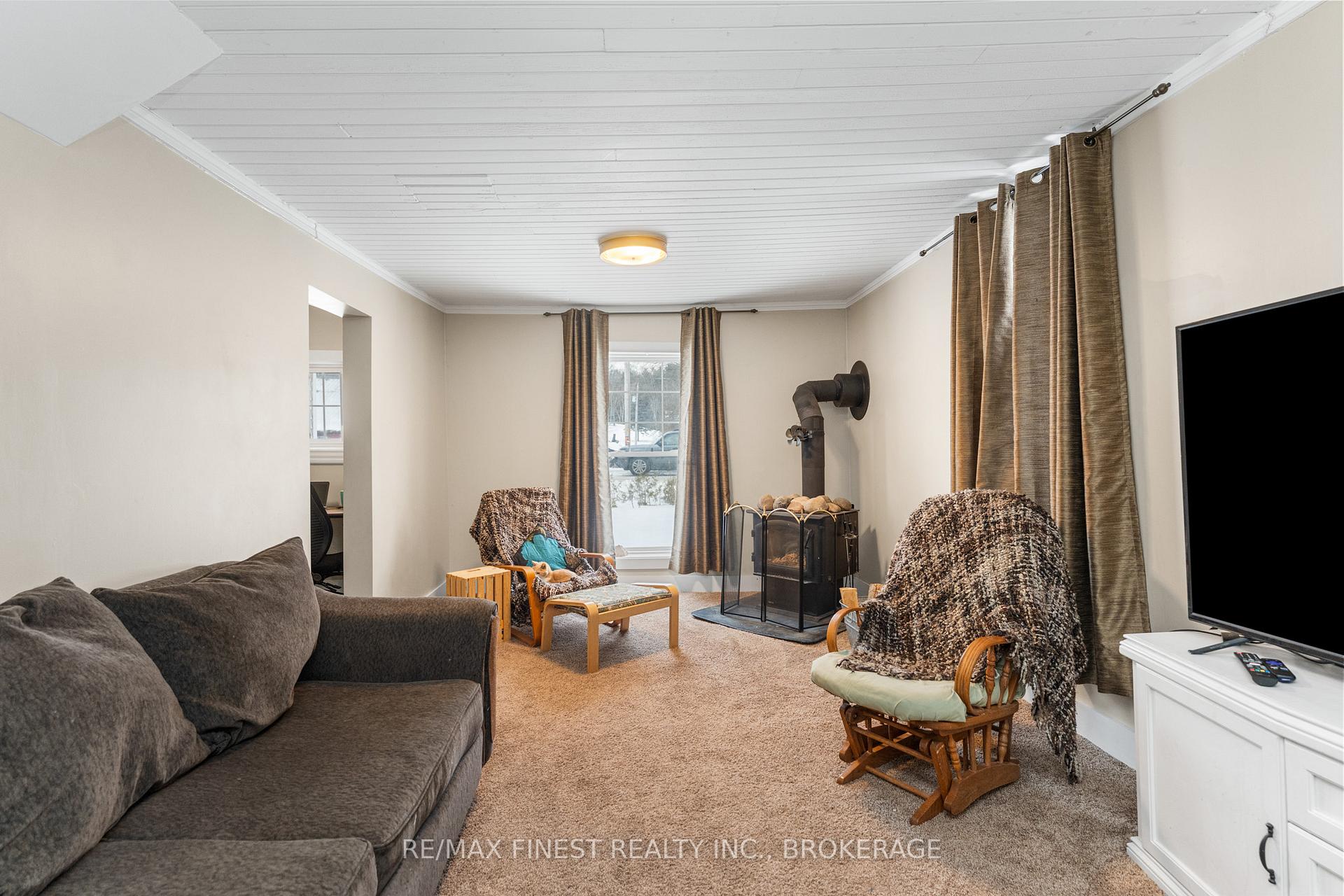Photo 8 of 1022 Brock Road, Frontenac, Frontenac Centre — HOMEH