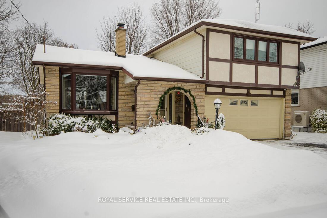 Photo 1 of 29 Cole Avenue, Clarington, Bowmanville — HOMEH