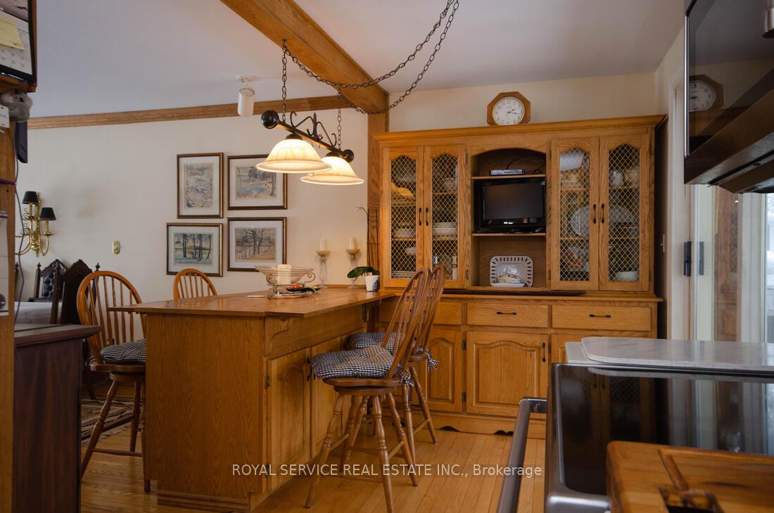 Photo 5 of 29 Cole Avenue, Clarington, Bowmanville — HOMEH