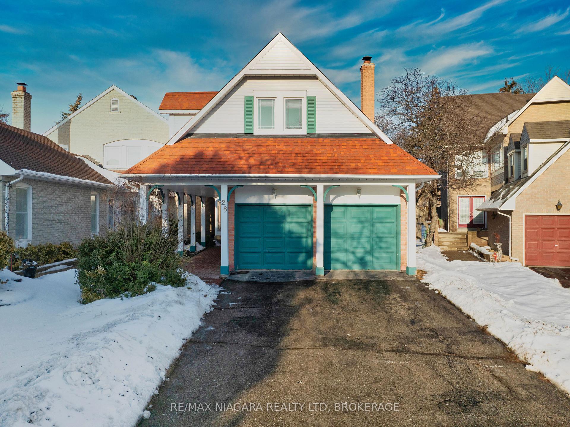 Front of 28 Rosemead Close