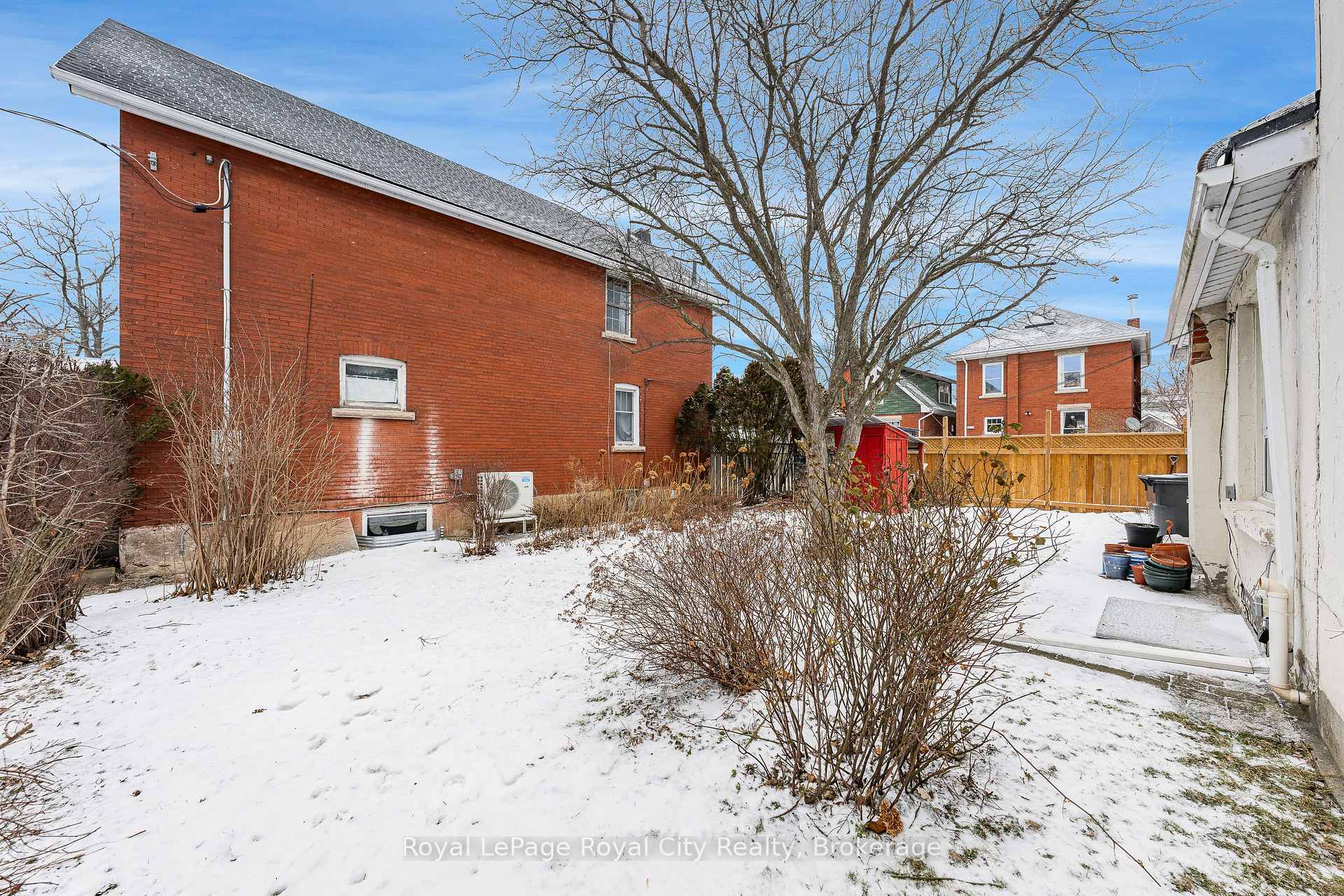 Photo 11 of 81 Edinburgh Road N, Guelph, Downtown — HOMEH