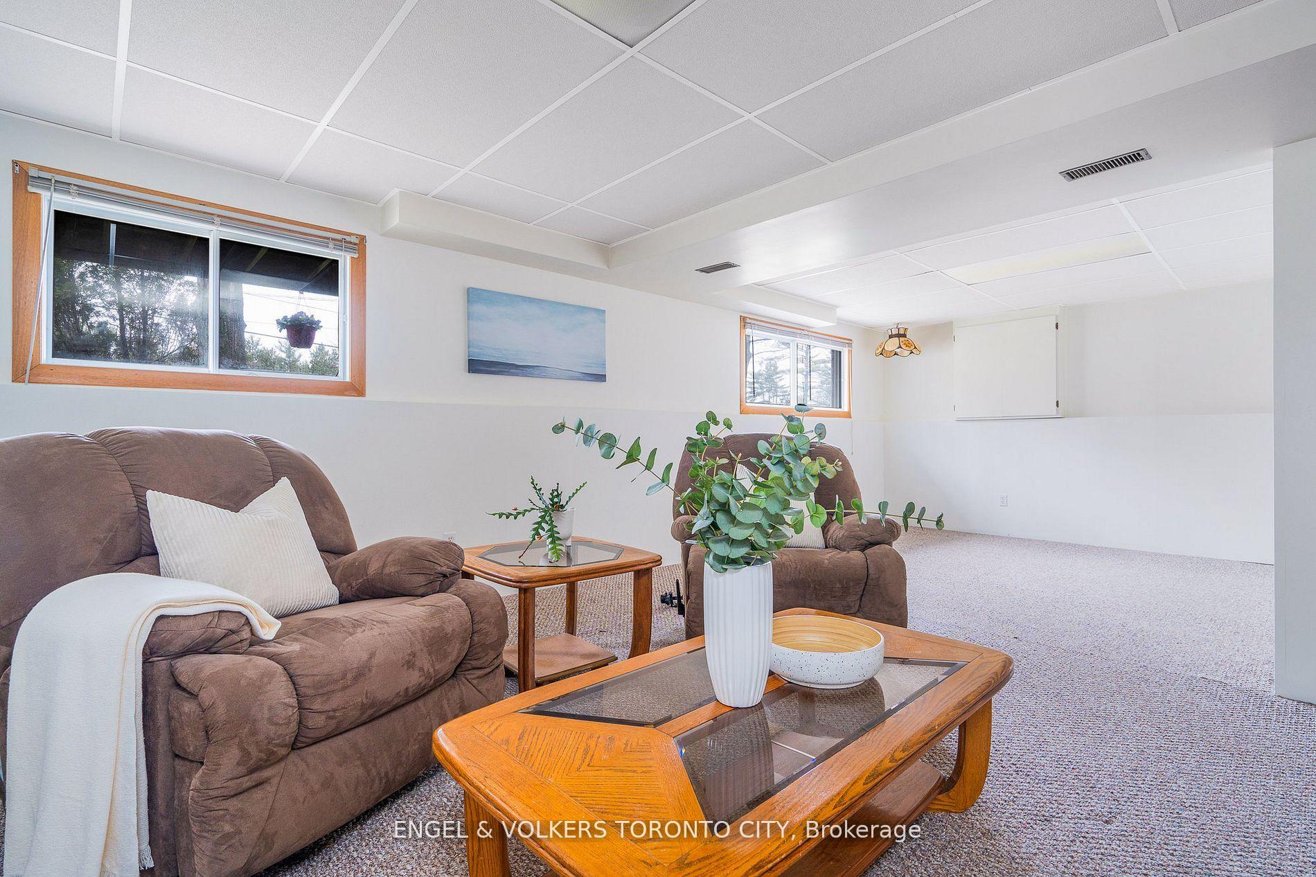 Photo 16 of 381 Zoo Park Road, Wasaga Beach — HOMEH