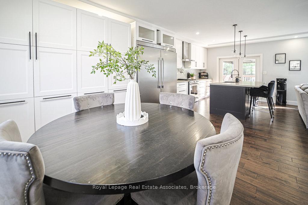 Photo 9 of 12 Valley Ridge Lane, Hamilton, Rural Flamborough — HOMEH