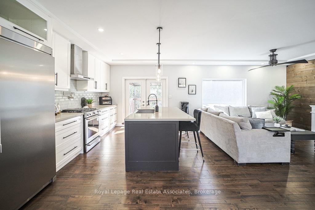 Photo 24 of 12 Valley Ridge Lane, Hamilton, Rural Flamborough — HOMEH