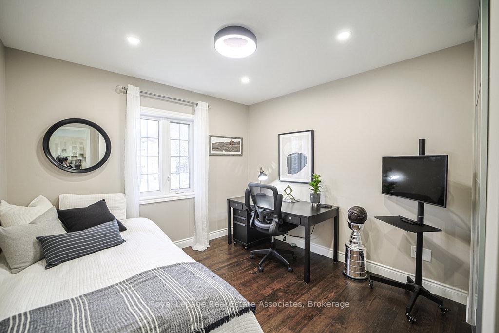 Photo 27 of 12 Valley Ridge Lane, Hamilton, Rural Flamborough — HOMEH