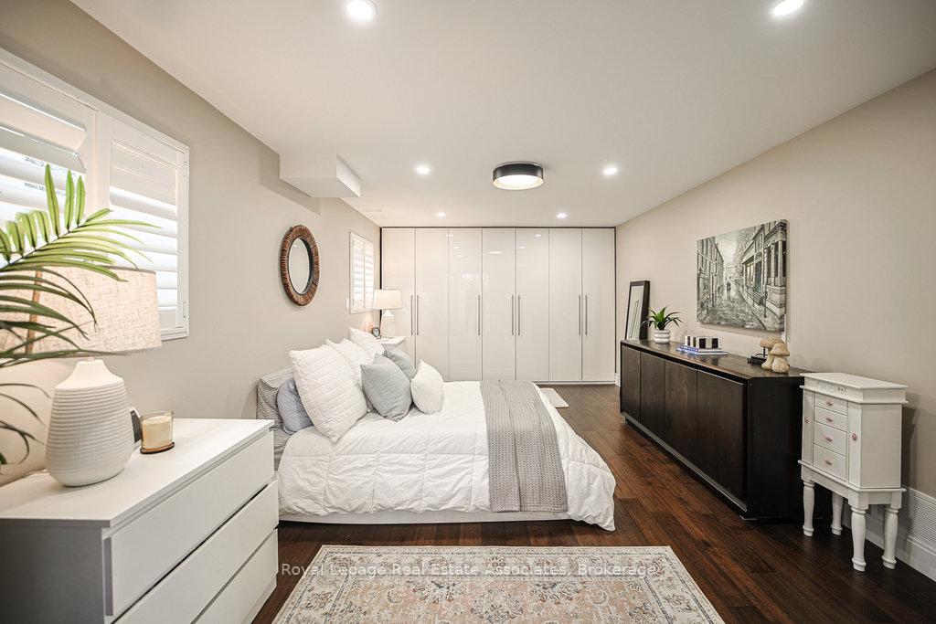 Photo 37 of 12 Valley Ridge Lane, Hamilton, Rural Flamborough — HOMEH