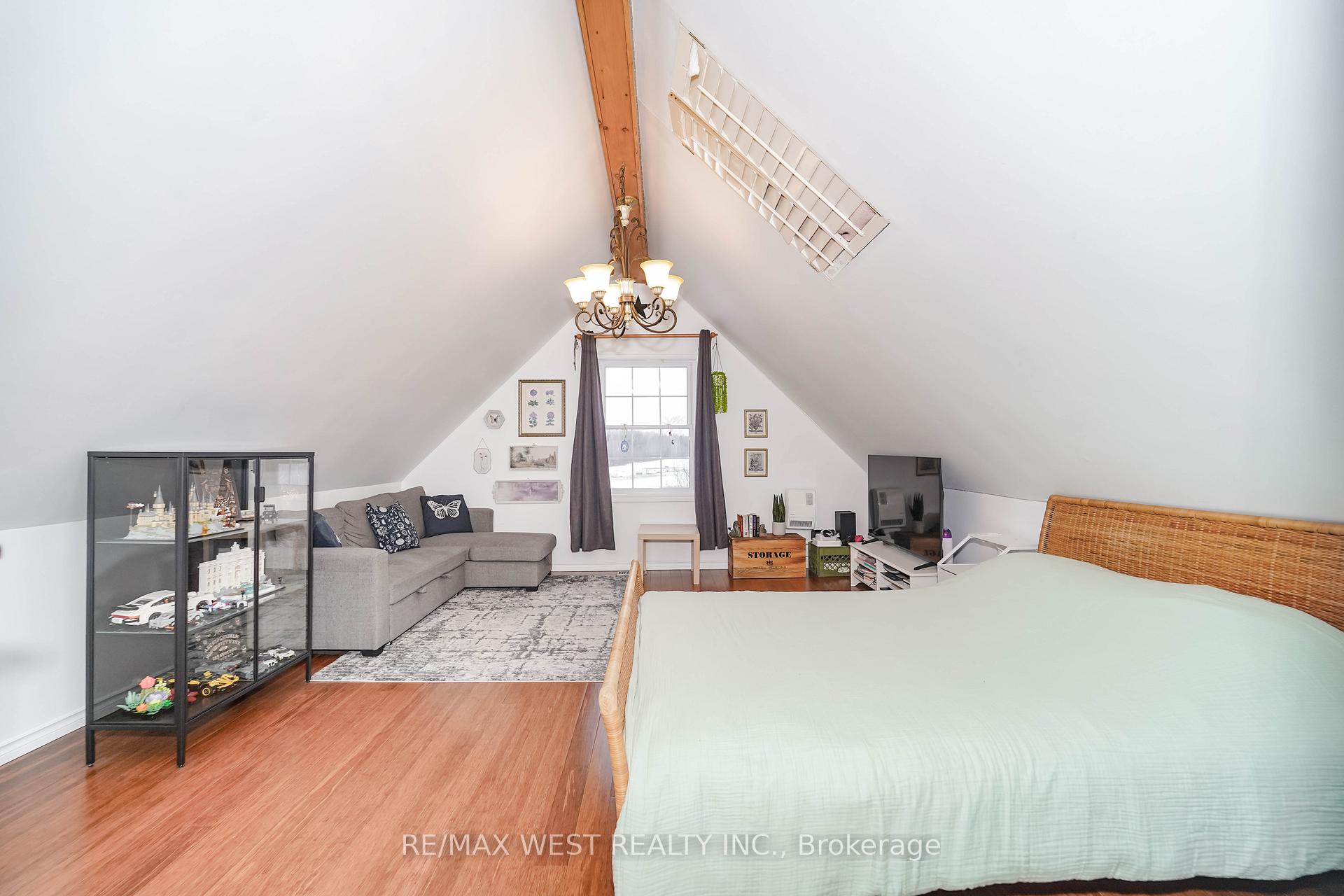 Photo 11 of 9695 Duffs Road, Whitby, Rural Whitby — HOMEH